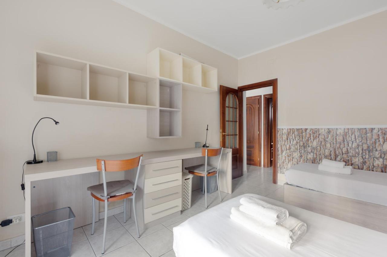 Vigentino Balcony Mailand
